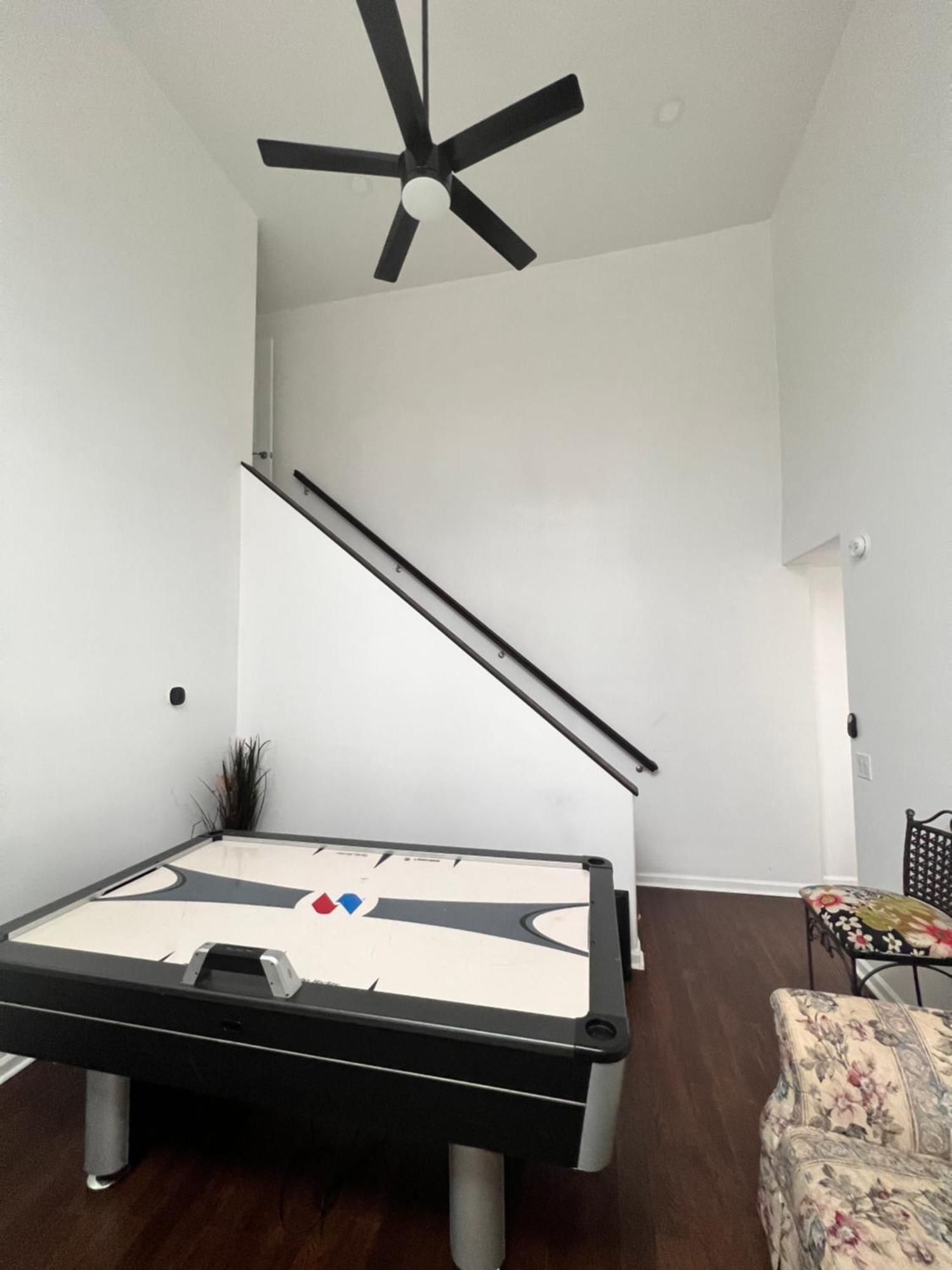 The Getaway House Atl Budget Room Carrollton Exteriör bild